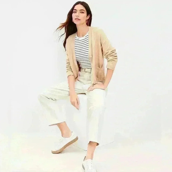 LOFT Pintucked High Rise Straight Jeans in Popcorn - Picture 6 of 7